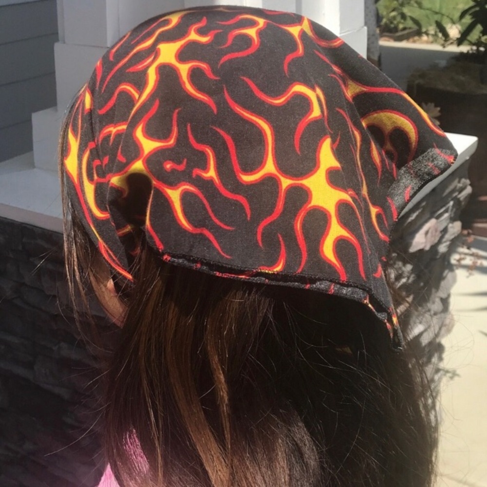 ✨5/$14 Flame Bandanna/ Head Wrap